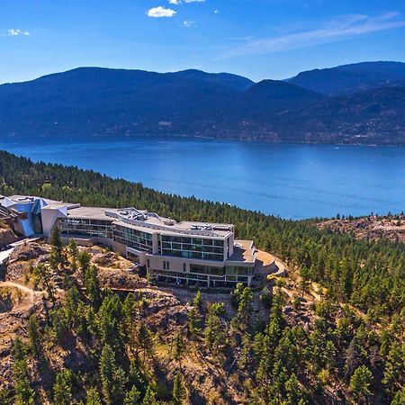 Sparkling Hill Resort And Spa - Adults-Only Resort バーノン エクステリア 写真