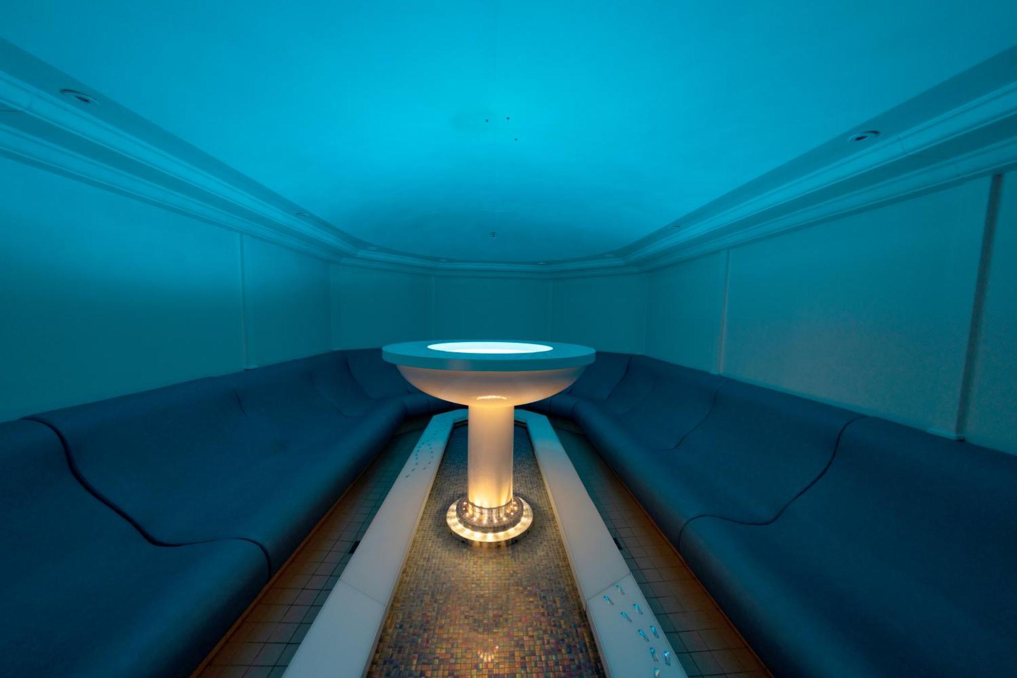 Sparkling Hill Resort And Spa - Adults-Only Resort バーノン エクステリア 写真