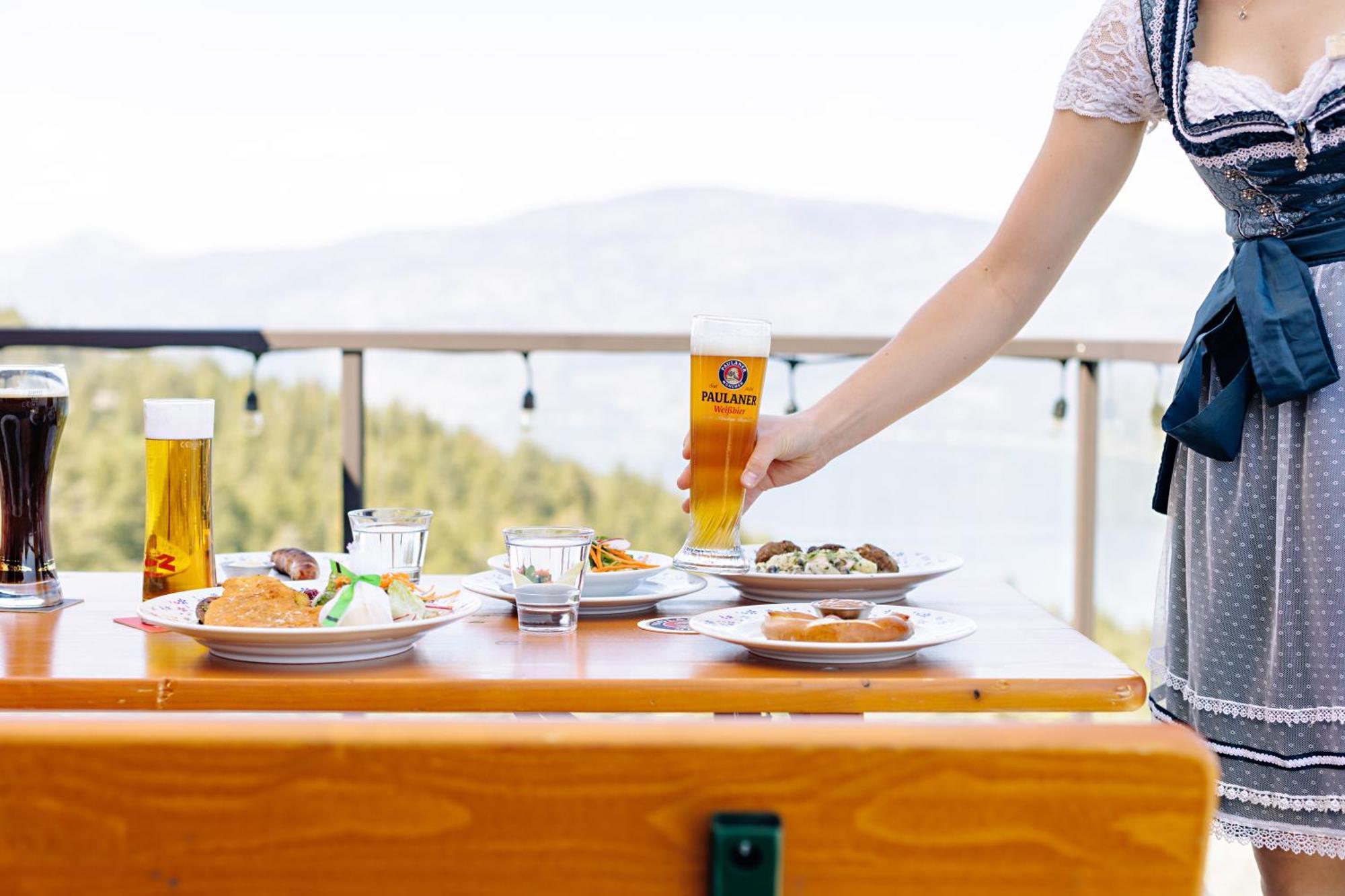 Sparkling Hill Resort And Spa - Adults-Only Resort バーノン エクステリア 写真