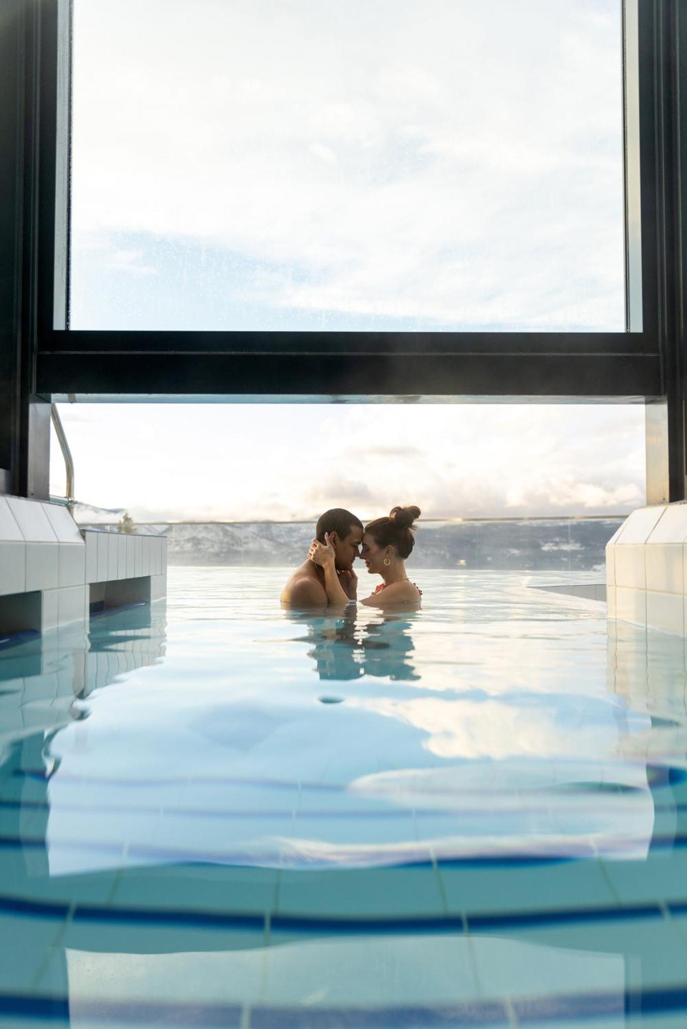 Sparkling Hill Resort And Spa - Adults-Only Resort バーノン エクステリア 写真