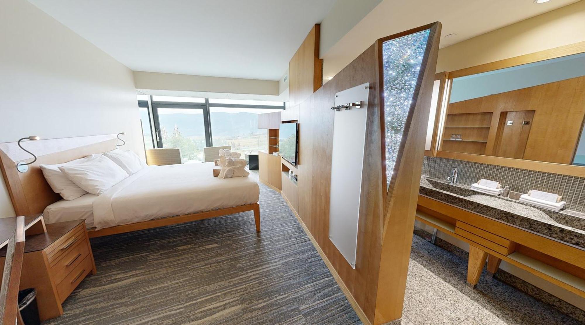 Sparkling Hill Resort And Spa - Adults-Only Resort バーノン エクステリア 写真